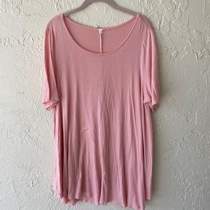 Plus Size Short Sleeve Top